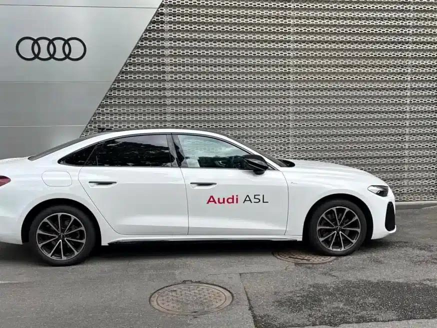 Audi A5L 2026 2.0T Sport Plus — миниатюра 4