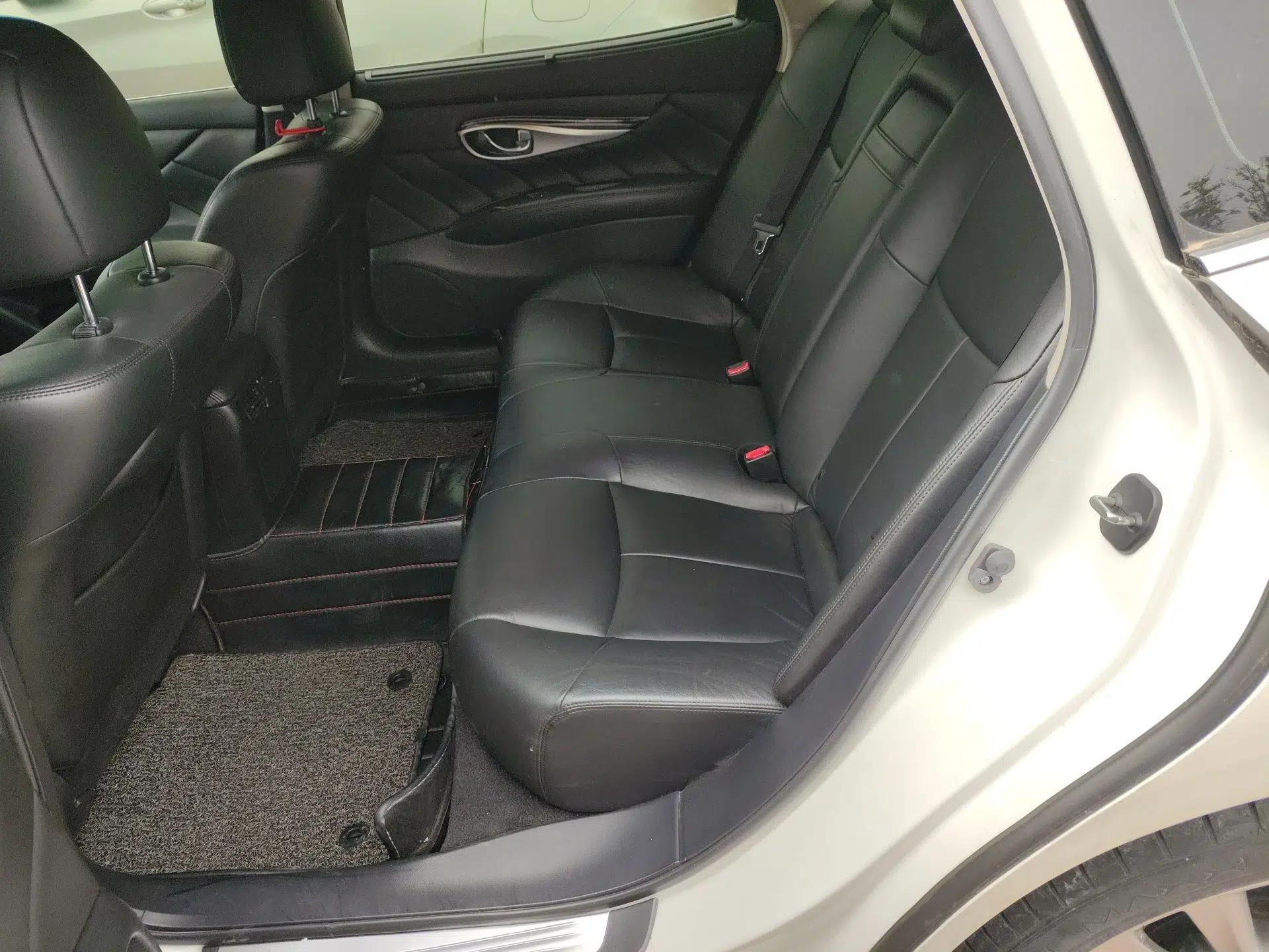 Infiniti Q70 2017 Q70L 2.5L Elite Edition — миниатюра 20