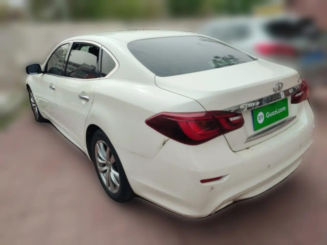 Infiniti Q70 2017 Q70L 2.5L Elite Edition — миниатюра 4