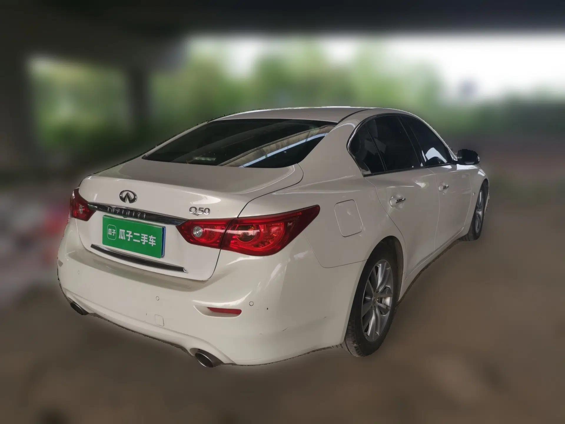 Infiniti Q50 2014 3.7L Luxury Edition — миниатюра 6