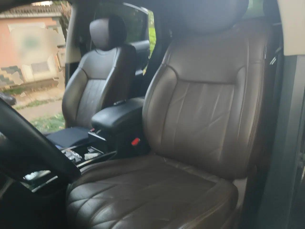Infiniti QX70 2013 3.7L Standard Edition — миниатюра 16
