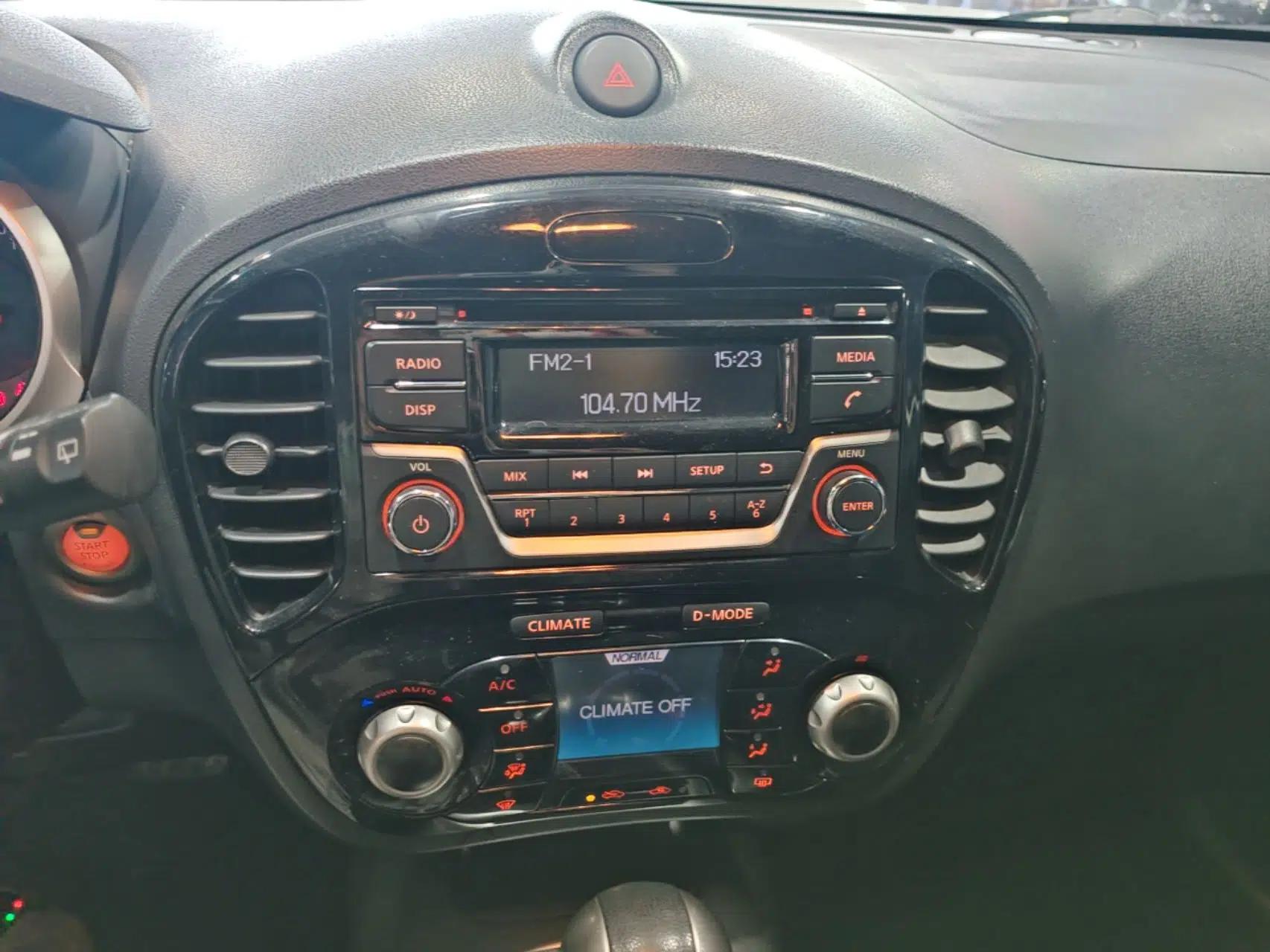 Infiniti ESQ 2014 1.6L Spontaneous Edition — миниатюра 16