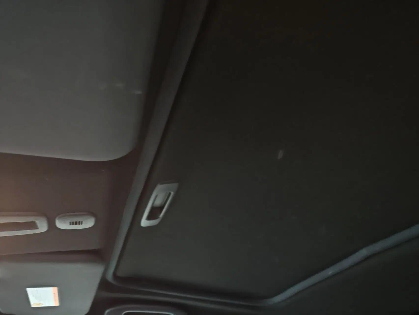 Infiniti ESQ 2014 1.6L Spontaneous Edition — миниатюра 21