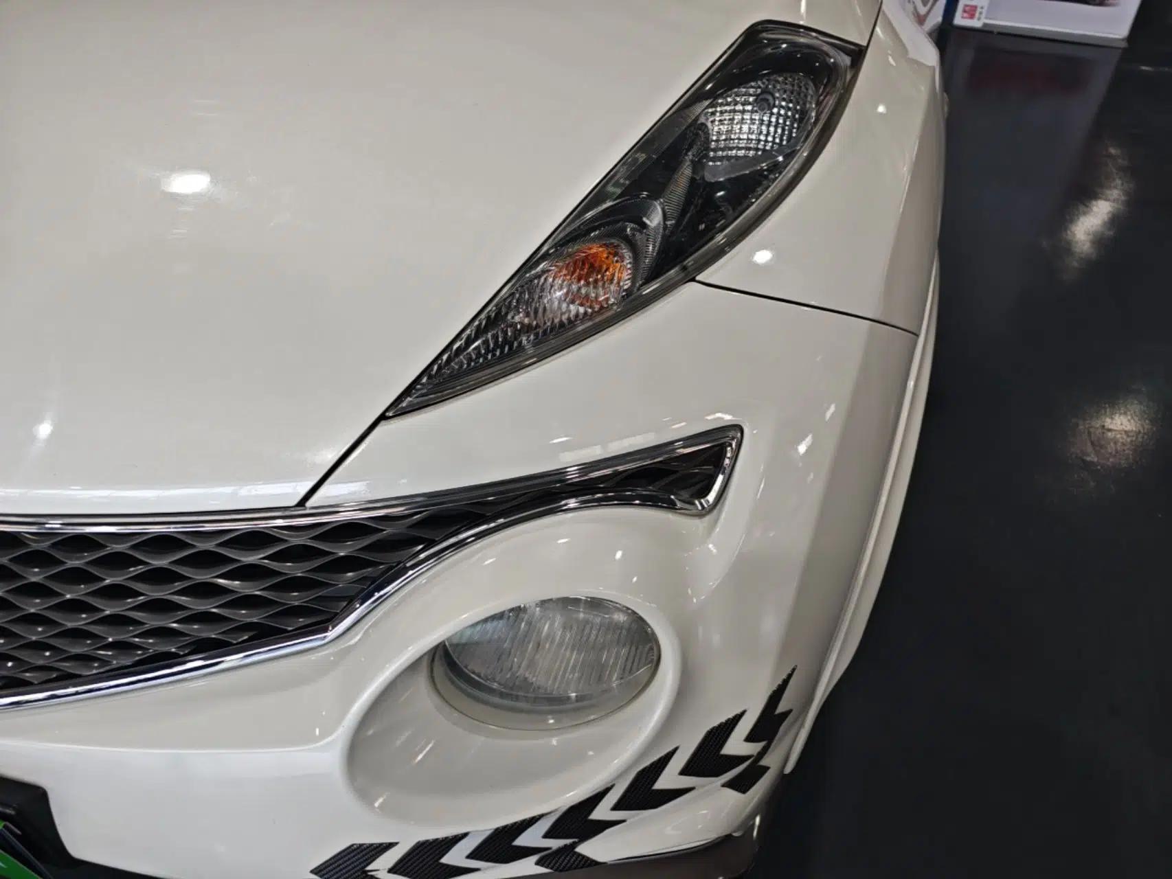Infiniti ESQ 2014 1.6L Spontaneous Edition — миниатюра 9