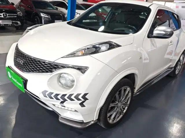 Infiniti ESQ 2014 1.6L Spontaneous Edition