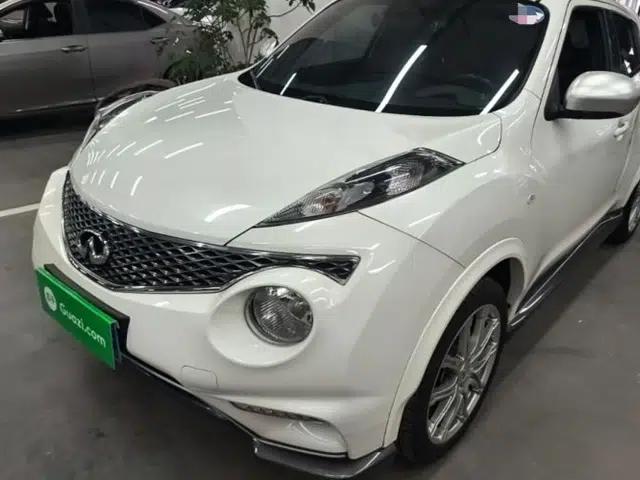 Infiniti ESQ 2014 1.6L Spontaneous Edition
