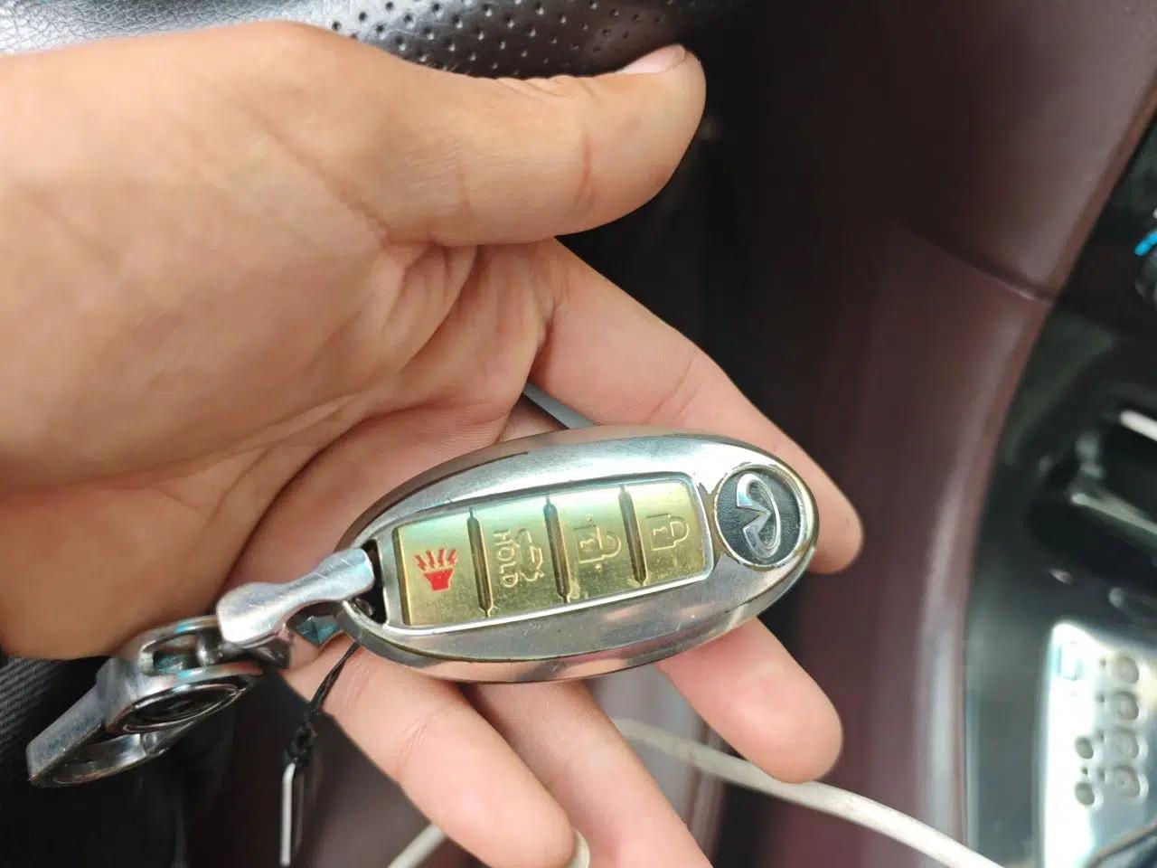 Infiniti EX 2009 EX35 Fashion Edition — миниатюра 9