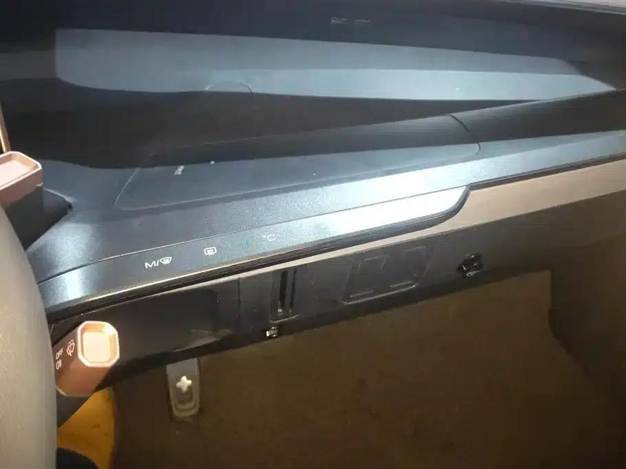 Baojun E200 2020 Model 305KM Smart Edition — миниатюра 13