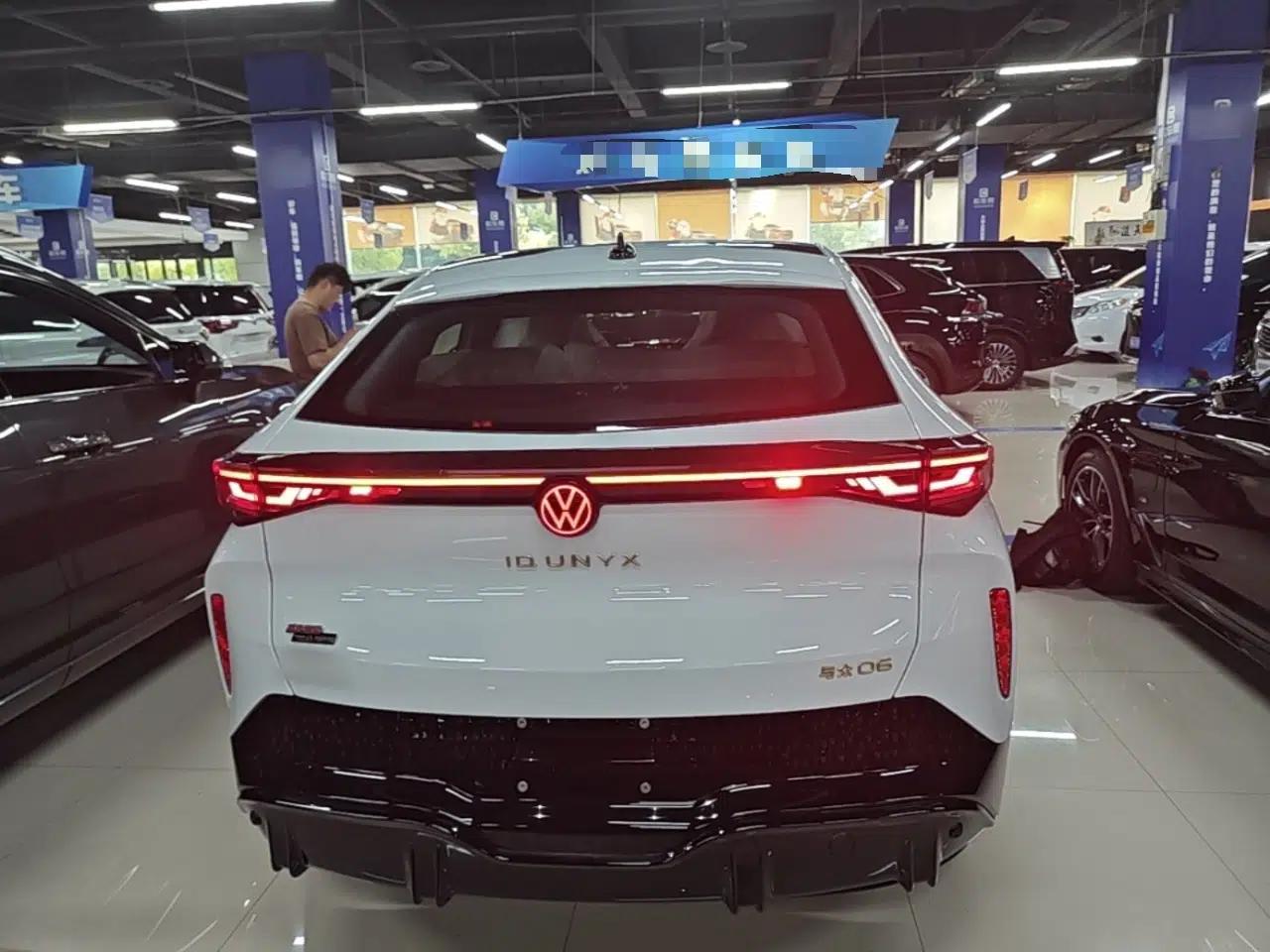 Volkswagen ID.UNYX 2025 Pure Model — миниатюра 5