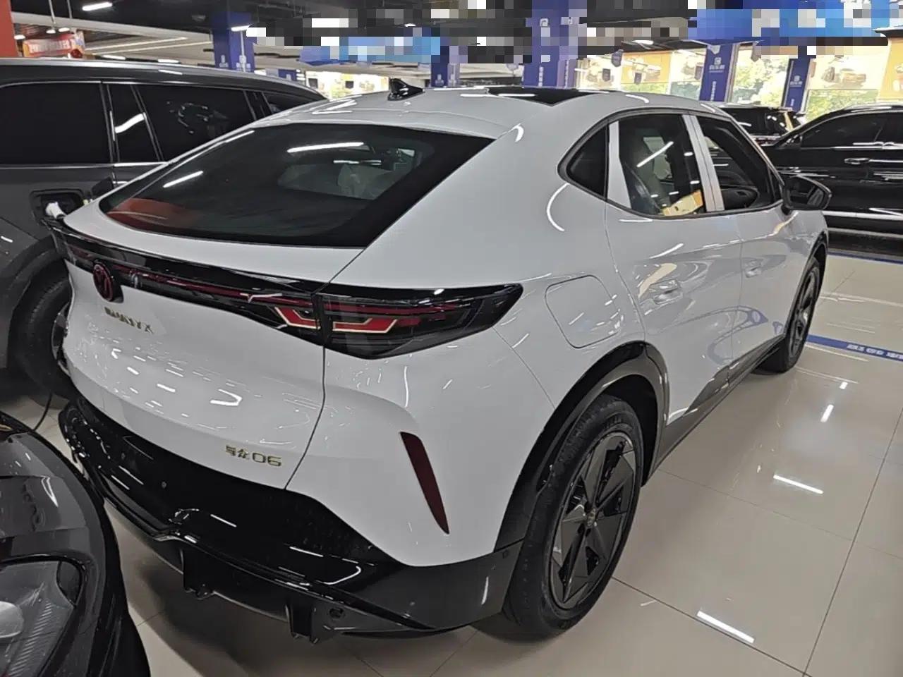Volkswagen ID.UNYX 2025 Pure Model — миниатюра 6