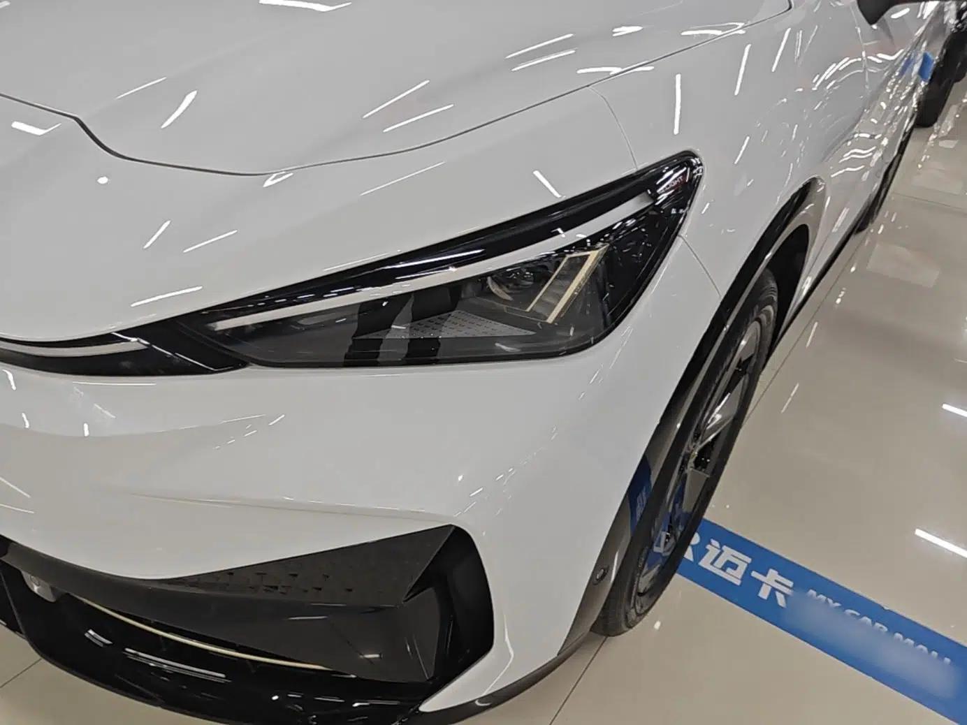 Volkswagen ID.UNYX 2025 Pure Model — миниатюра 9