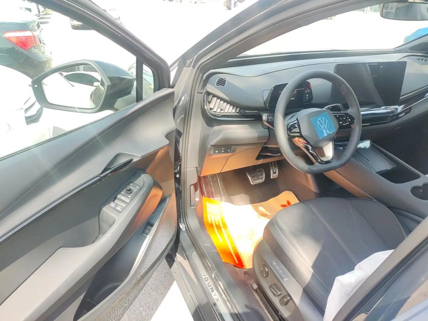 Volkswagen ID.UNYX 2025 Pure Model — миниатюра 19