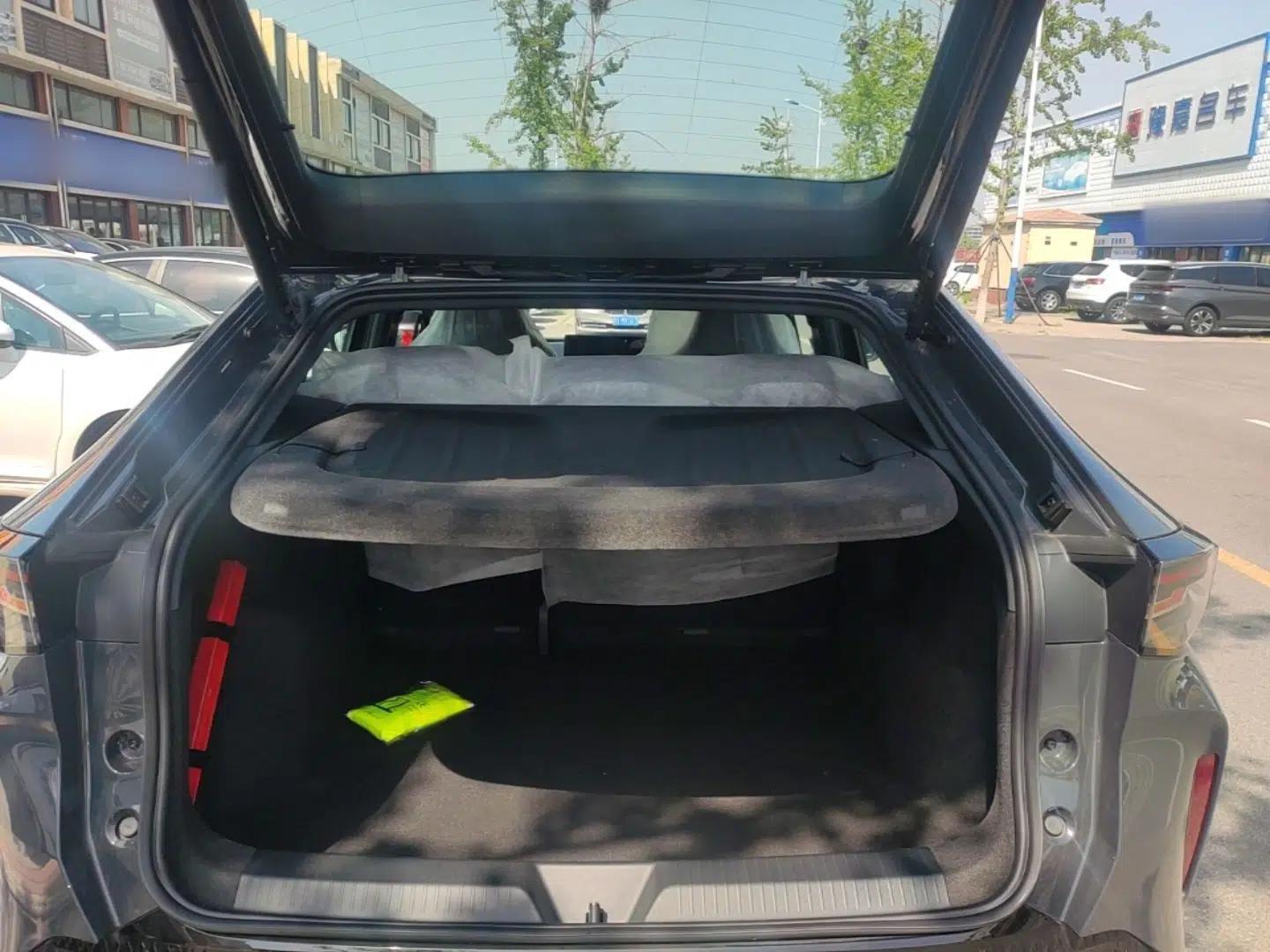 Volkswagen ID.UNYX 2025 Pure Model — миниатюра 22