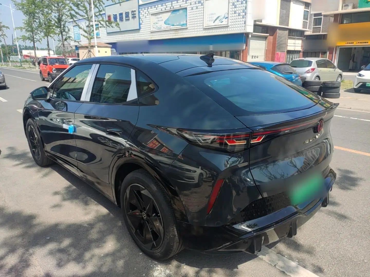 Volkswagen ID.UNYX 2025 Pure Model — миниатюра 4