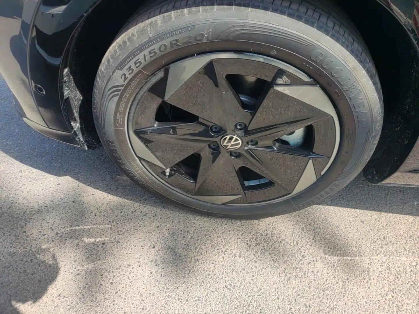 Volkswagen ID.UNYX 2025 Pure Model — миниатюра 8