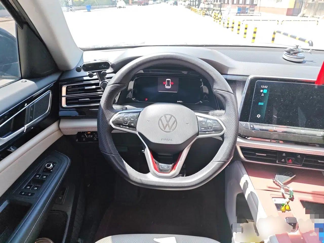 Volkswagen Teramont X 2023 Revised 380TSI Four-Wheel Drive Prestige Luxury Edition — миниатюра 11