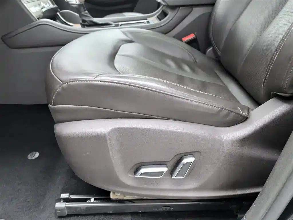 Roewe RX8 2019 30T Intelligent Internet Two-Wheel Drive Super Flagship Edition — миниатюра 20