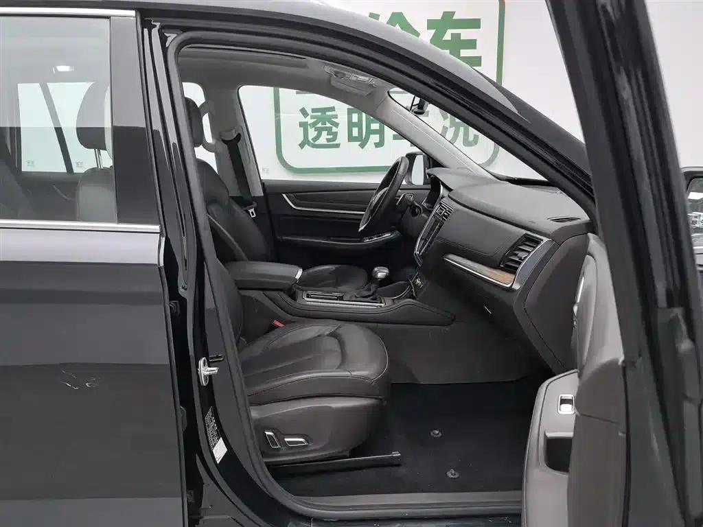 Roewe RX8 2019 30T Intelligent Internet Two-Wheel Drive Super Flagship Edition — миниатюра 23