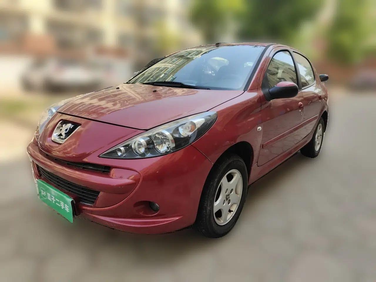 Peugeot 207 2011 Hatchback 1.4L Manual Yule Edition — миниатюра 1