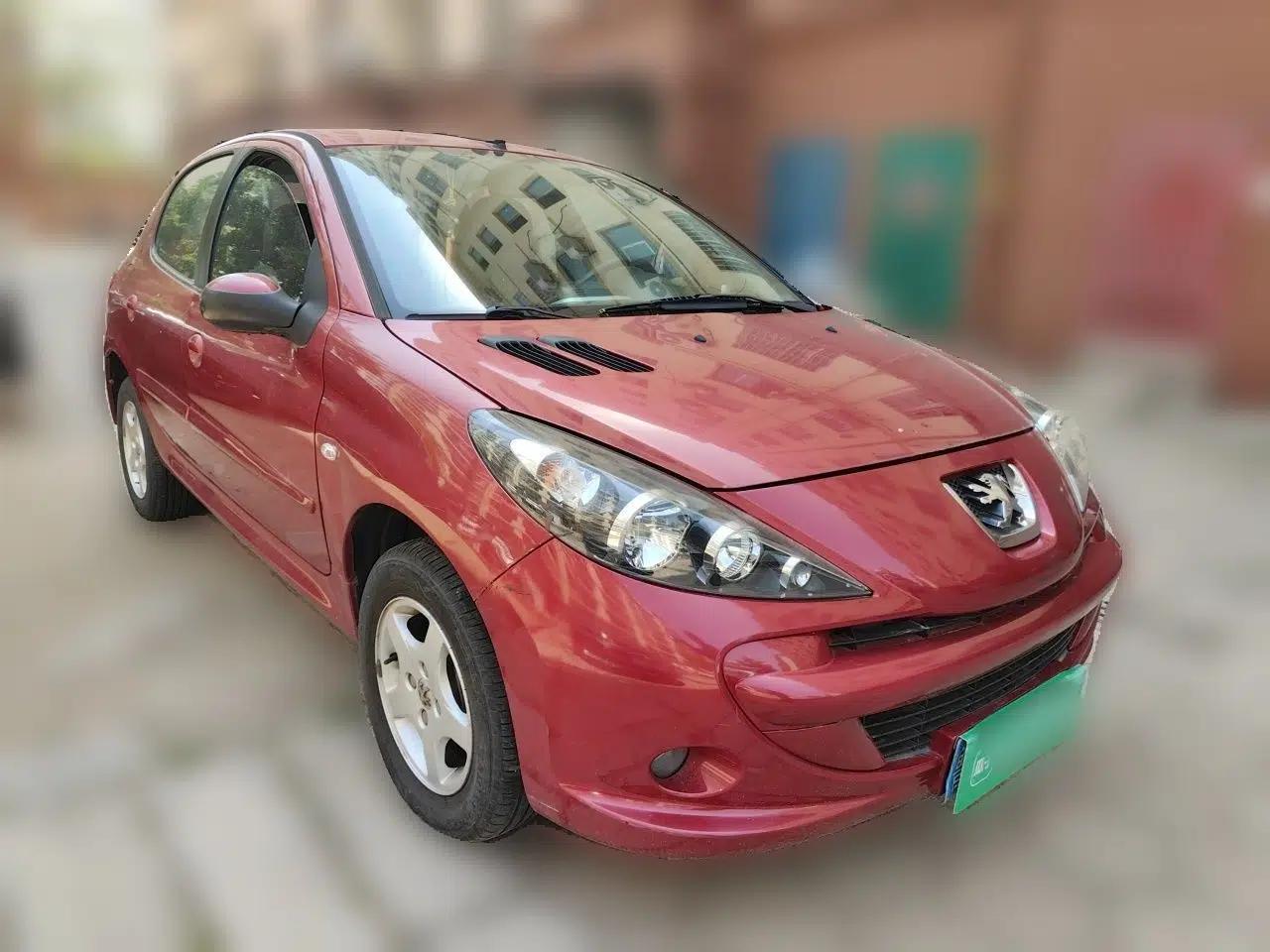 Peugeot 207 2011 Hatchback 1.4L Manual Yule Edition — миниатюра 3