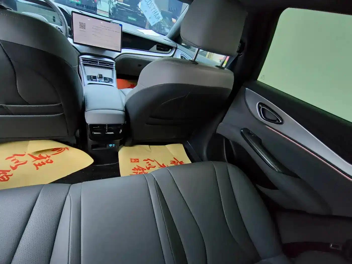 Seal 07 DM-i 2025 Model DM-i 1.5L 125km Luxury — миниатюра 21