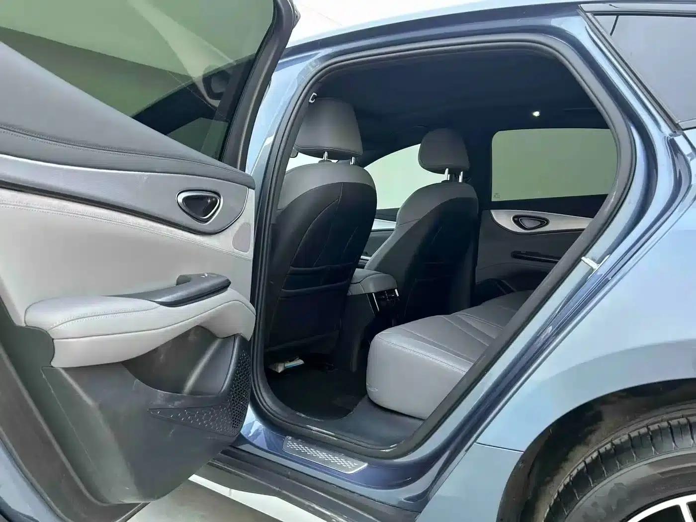 Seal 07 DM-i 2025 Model DM-i 1.5L 125km Luxury — миниатюра 4