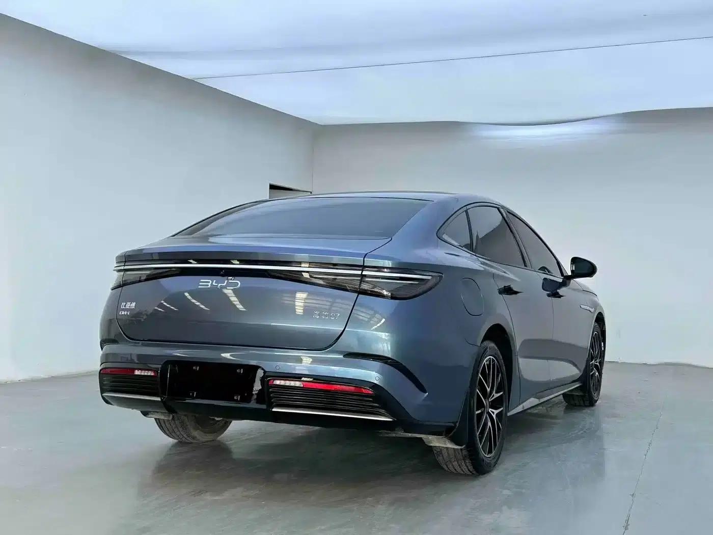 Seal 07 DM-i 2025 Model DM-i 1.5L 125km Luxury — миниатюра 7