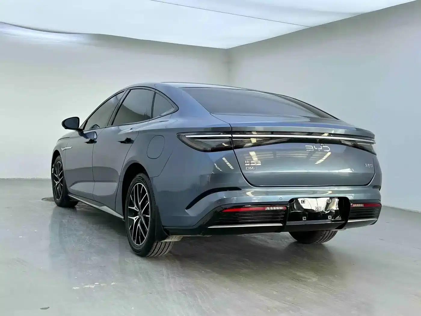 Seal 07 DM-i 2025 Model DM-i 1.5L 125km Luxury — миниатюра 8