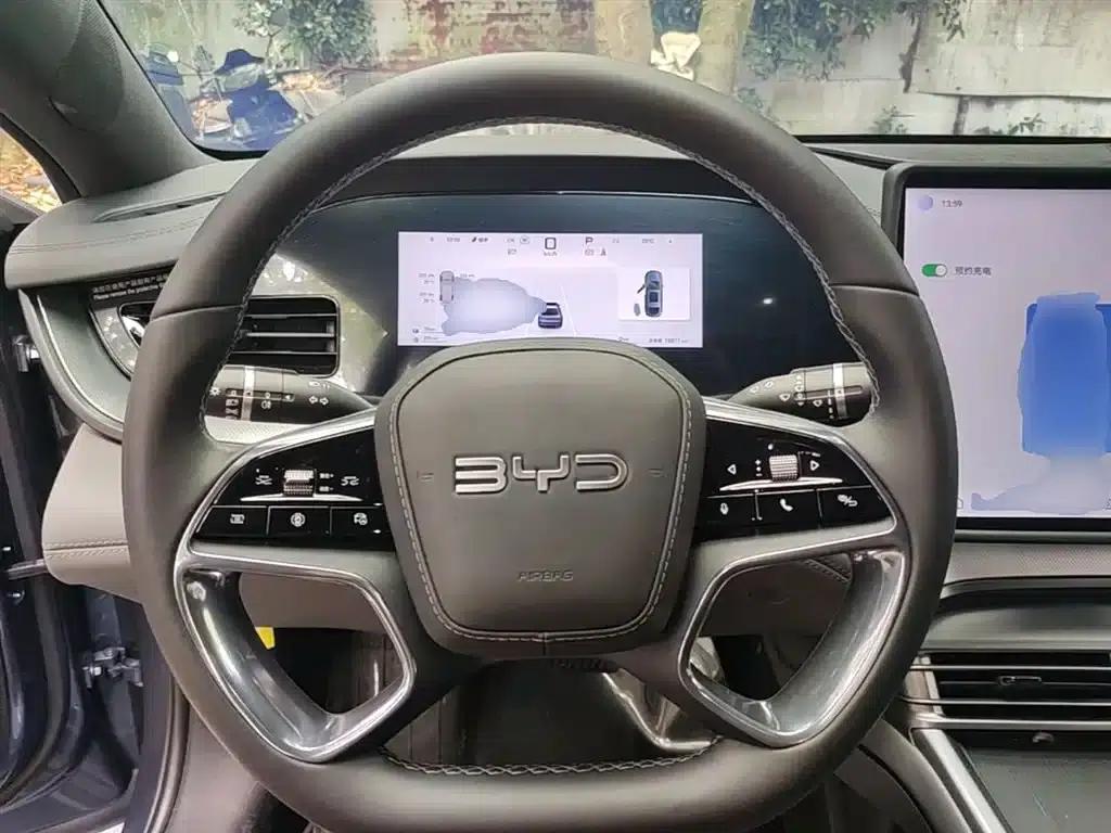 Seal 07 DM-i 2025 Model DM-i 1.5L 125km Elite — миниатюра 11