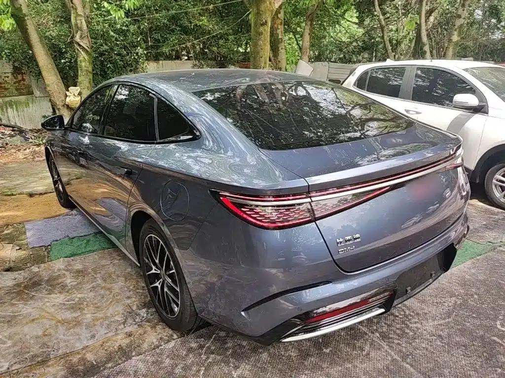 Seal 07 DM-i 2025 Model DM-i 1.5L 125km Elite — миниатюра 5