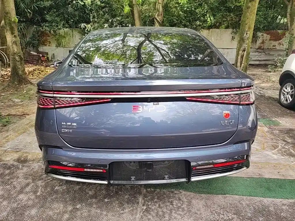 Seal 07 DM-i 2025 Model DM-i 1.5L 125km Elite — миниатюра 6