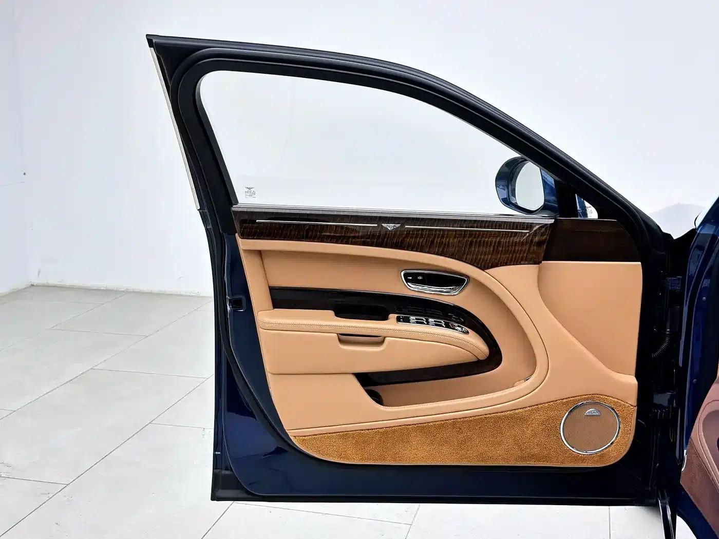 Mulsanne 2017 6.8T Long Wheelbase — миниатюра 27