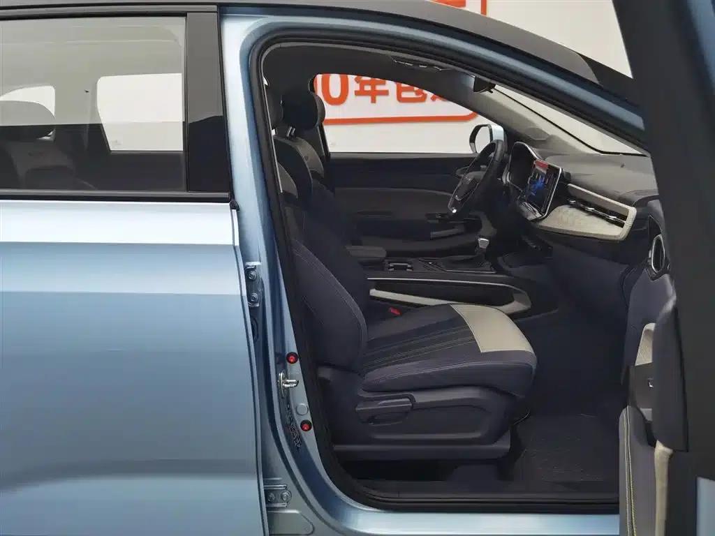 Baojun RM-5 2019 1.5T CVT 24-Hour Online Premium 6-Seater — миниатюра 23