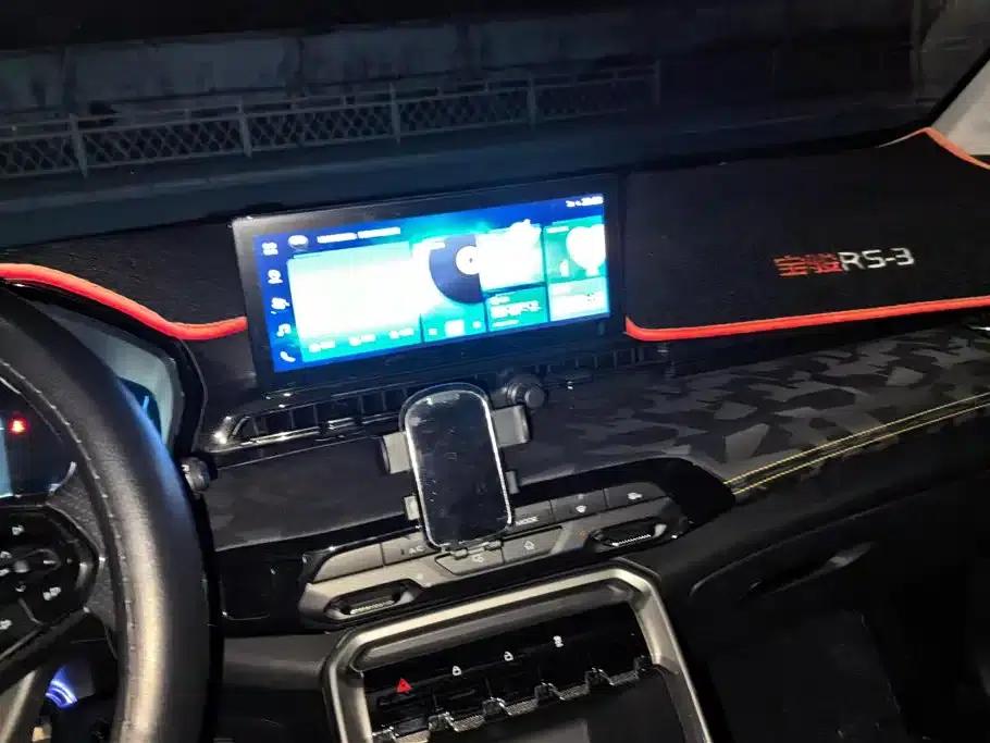 Baojun RS-3 2020 1.5L Manual Intelligent Elite Edition — миниатюра 13