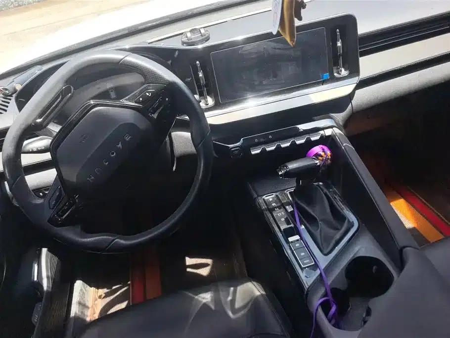 Baojun Valli 2021 1.5T Nagqu Fanxing CVT Flagship Edition — миниатюра 12