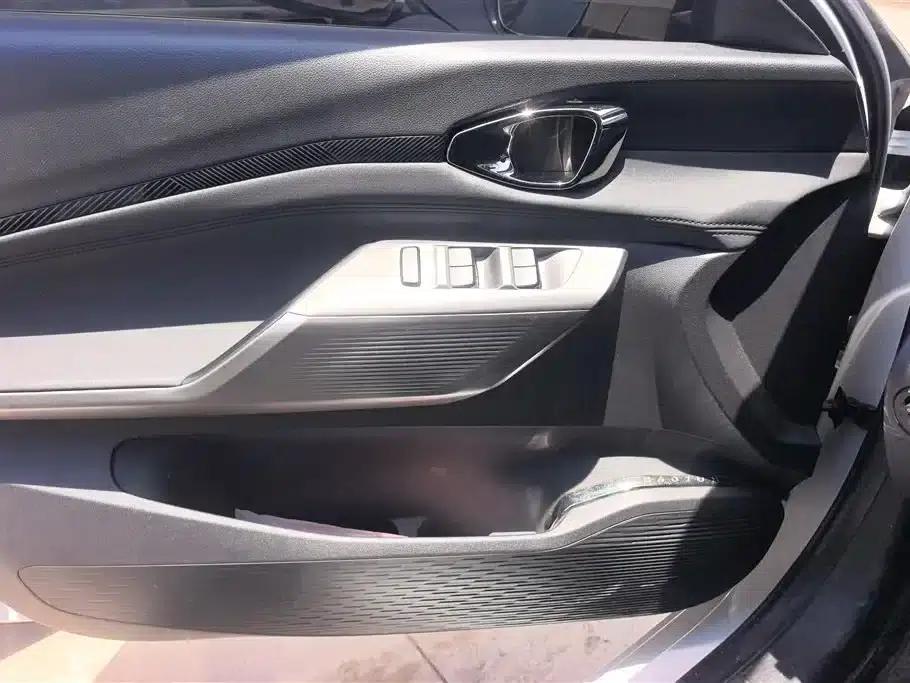 Baojun Valli 2021 1.5T Nagqu Fanxing CVT Flagship Edition — миниатюра 7