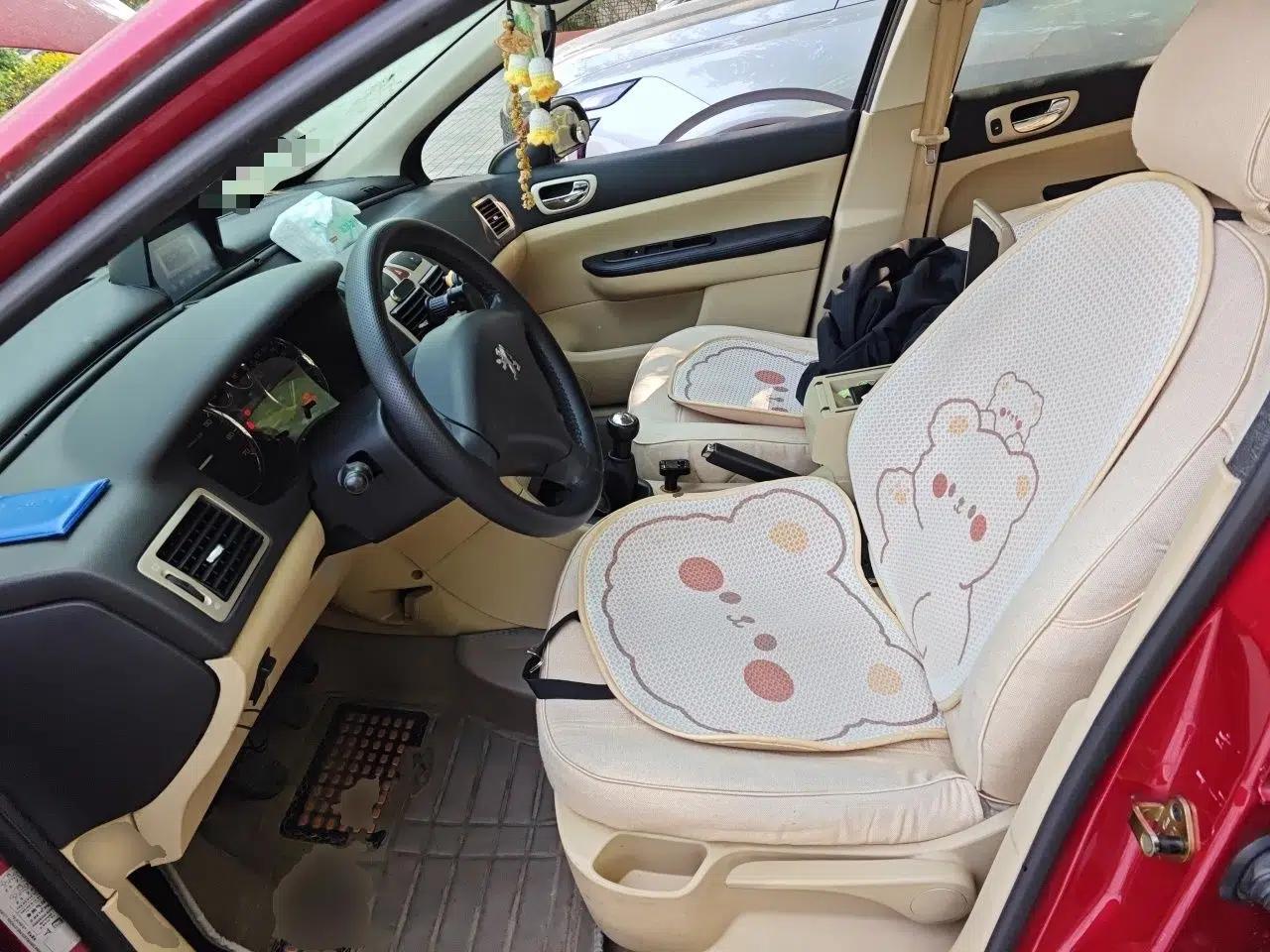 Peugeot 307 2010 Sedan 1.6L Manual Comfort Edition — миниатюра 16
