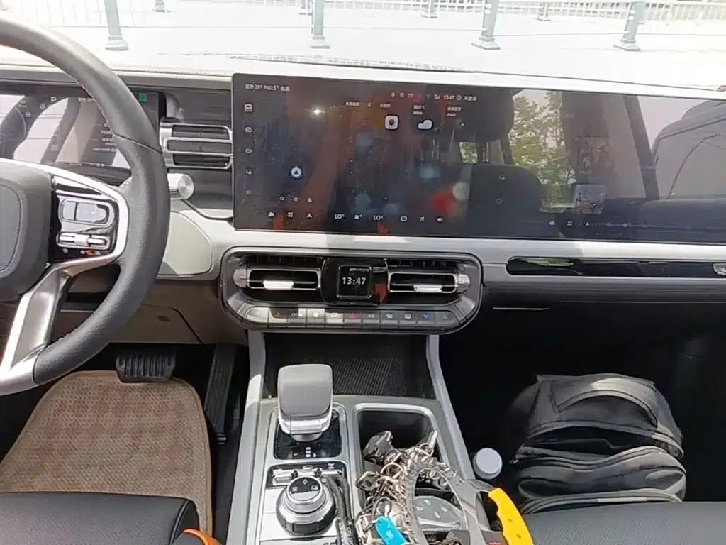 Beijing BJ40 Range Extender 2025 Standard Edition — миниатюра 13