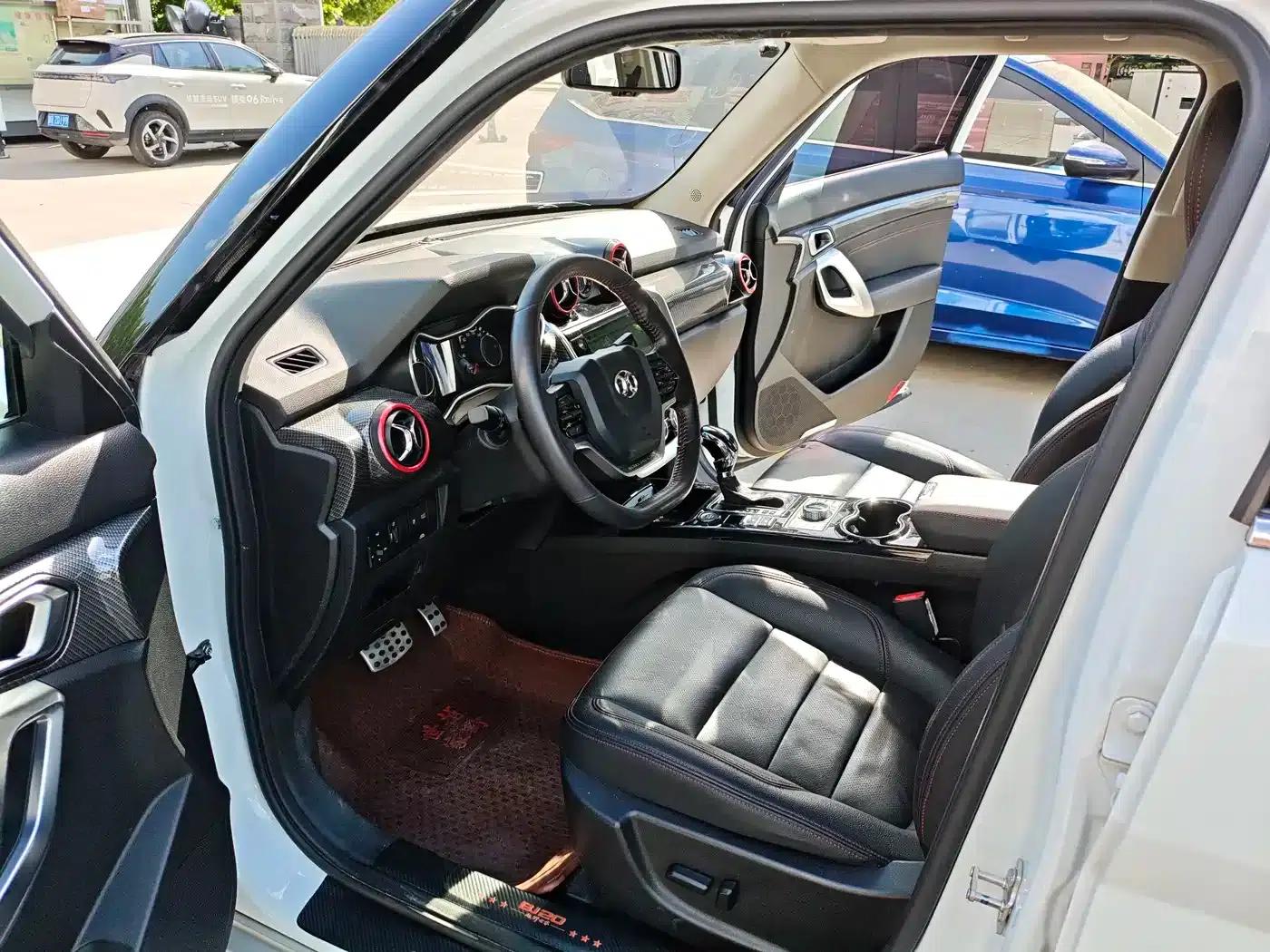 Beijing BJ20 2016 1.5T CVT Premium Edition — миниатюра 15