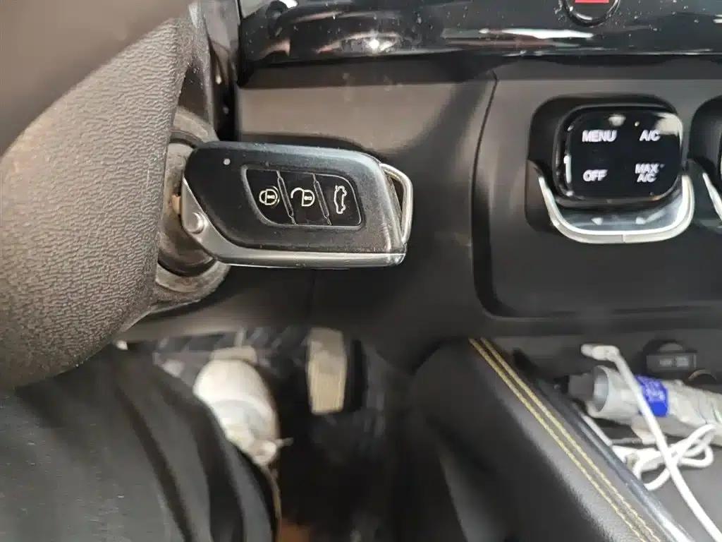 Beijing X3 2019 1.5T Manual Glory Edition — миниатюра 12
