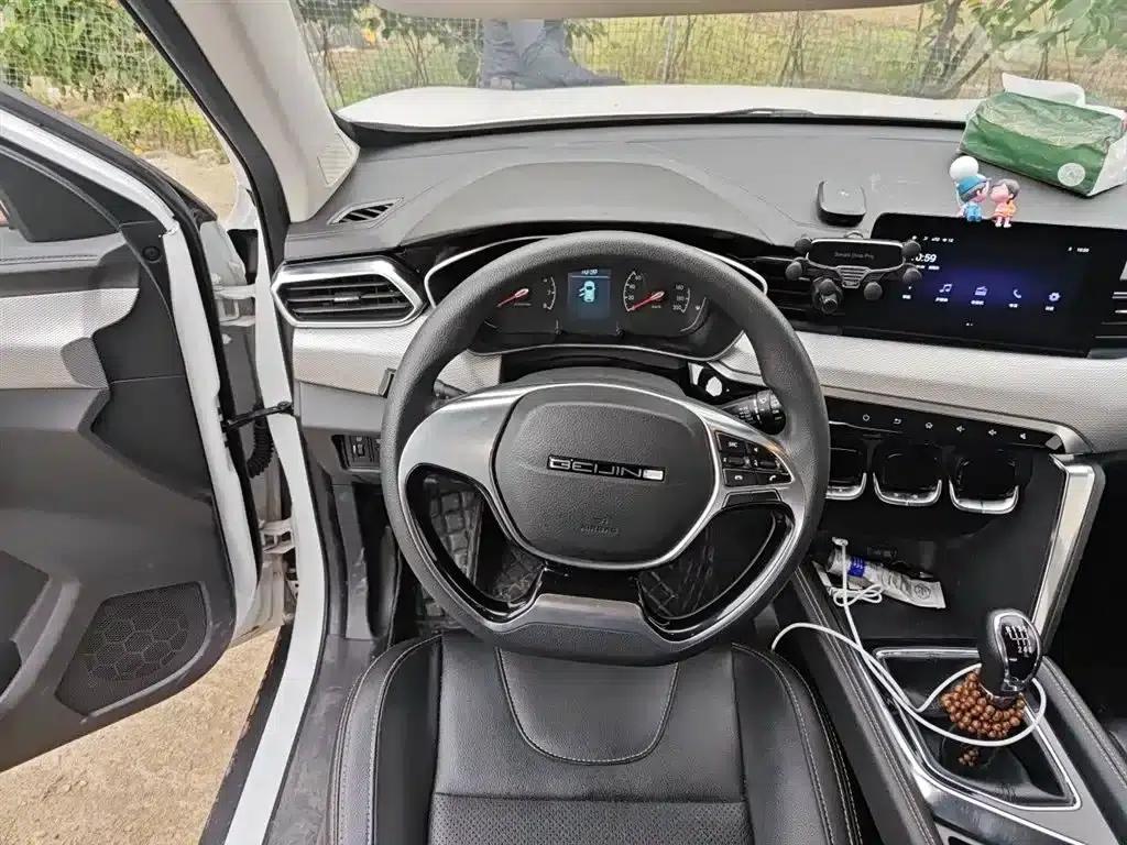 Beijing X3 2019 1.5T Manual Glory Edition — миниатюра 3