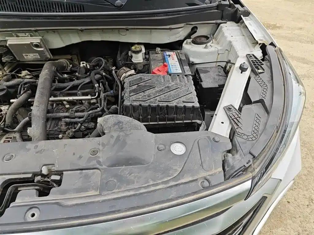 Beijing X3 2019 1.5T Manual Glory Edition — миниатюра 21