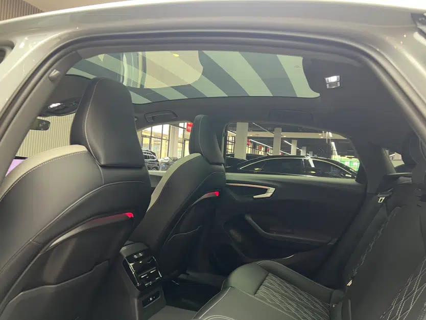 Audi A5L 2026 2.0T Sport Plus — миниатюра 8