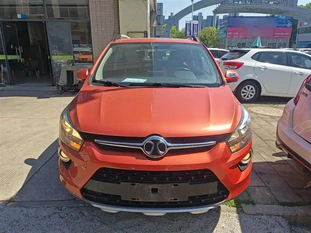 2015 Senova X25 1.5L Automatic Elite — миниатюра 3
