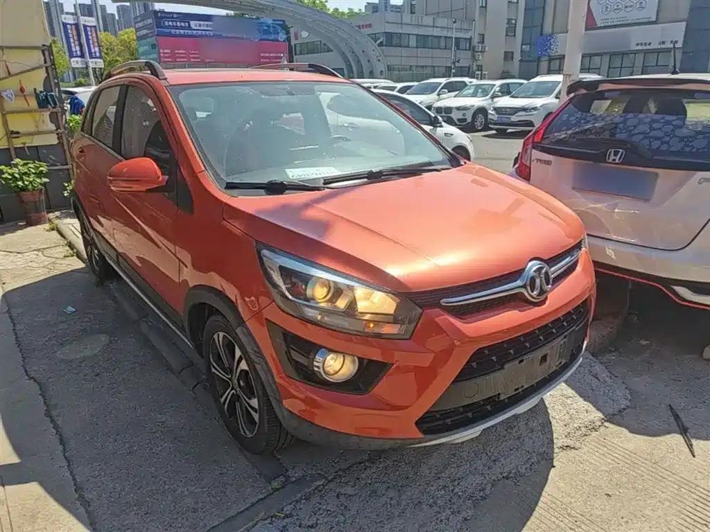 2015 Senova X25 1.5L Automatic Elite — миниатюра 4