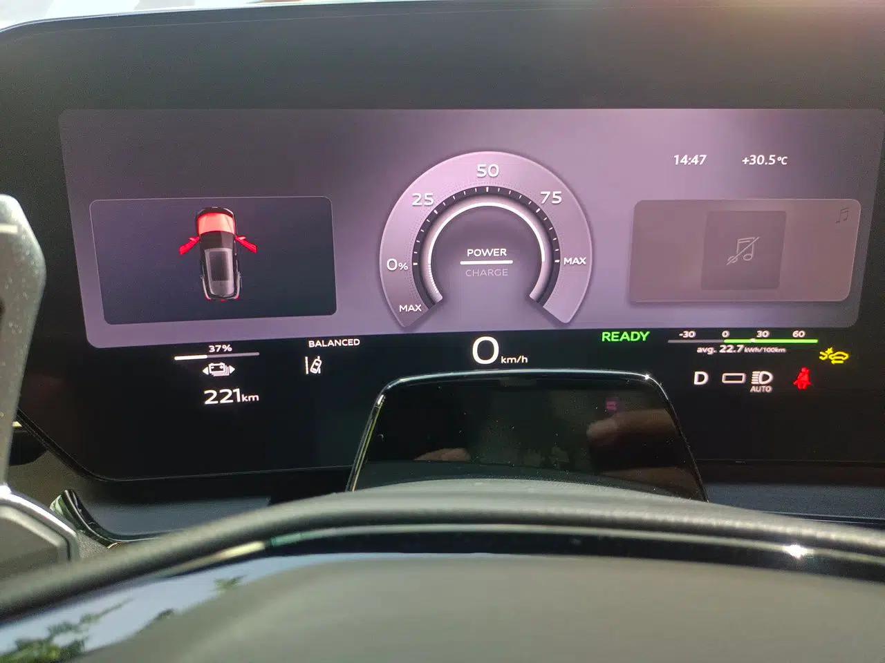 Audi Q6L e-tron 2026 First Launch Navigation Edition — миниатюра 12