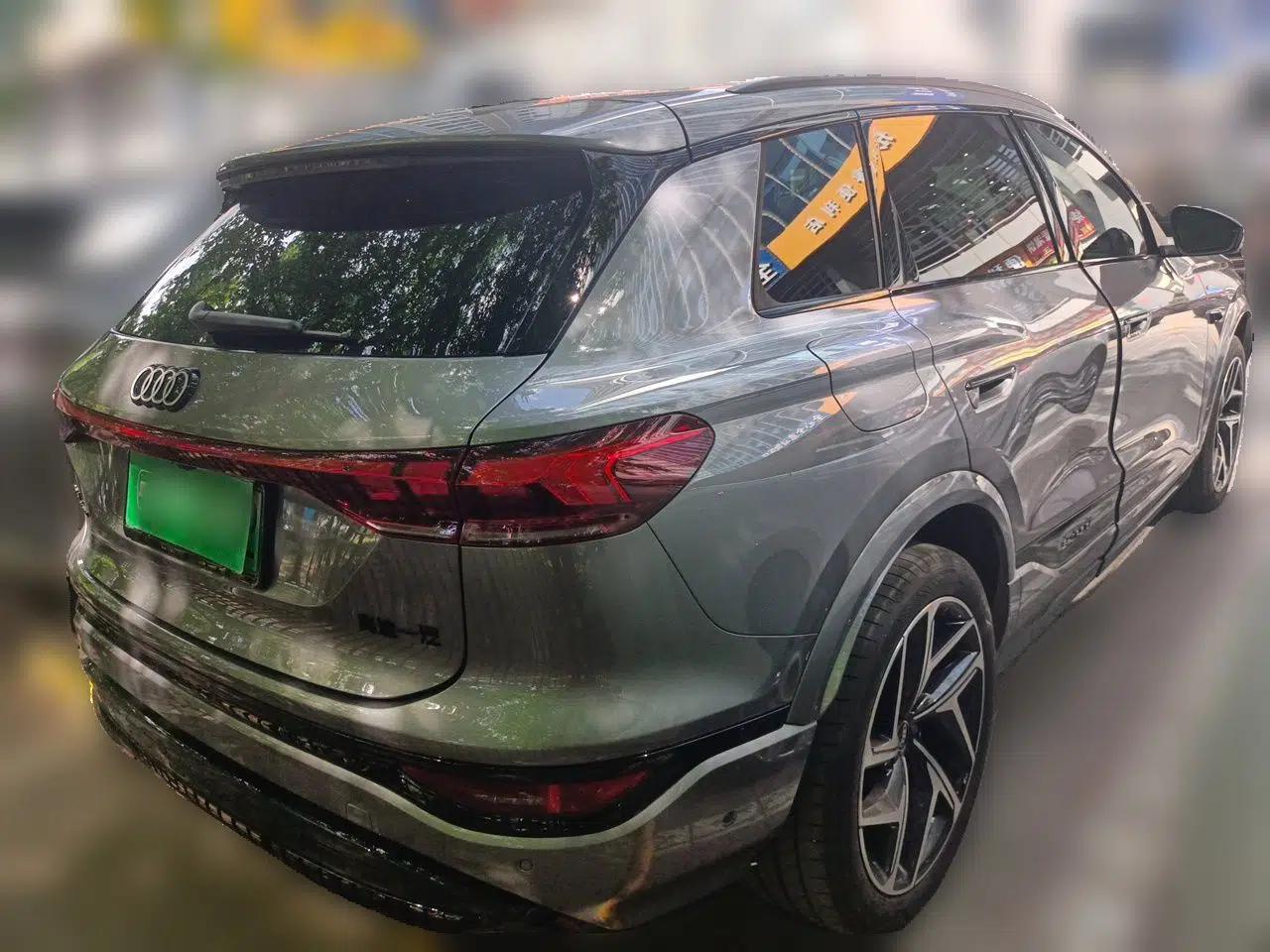 Audi Q6L e-tron 2026 First Launch Navigation Edition — миниатюра 6