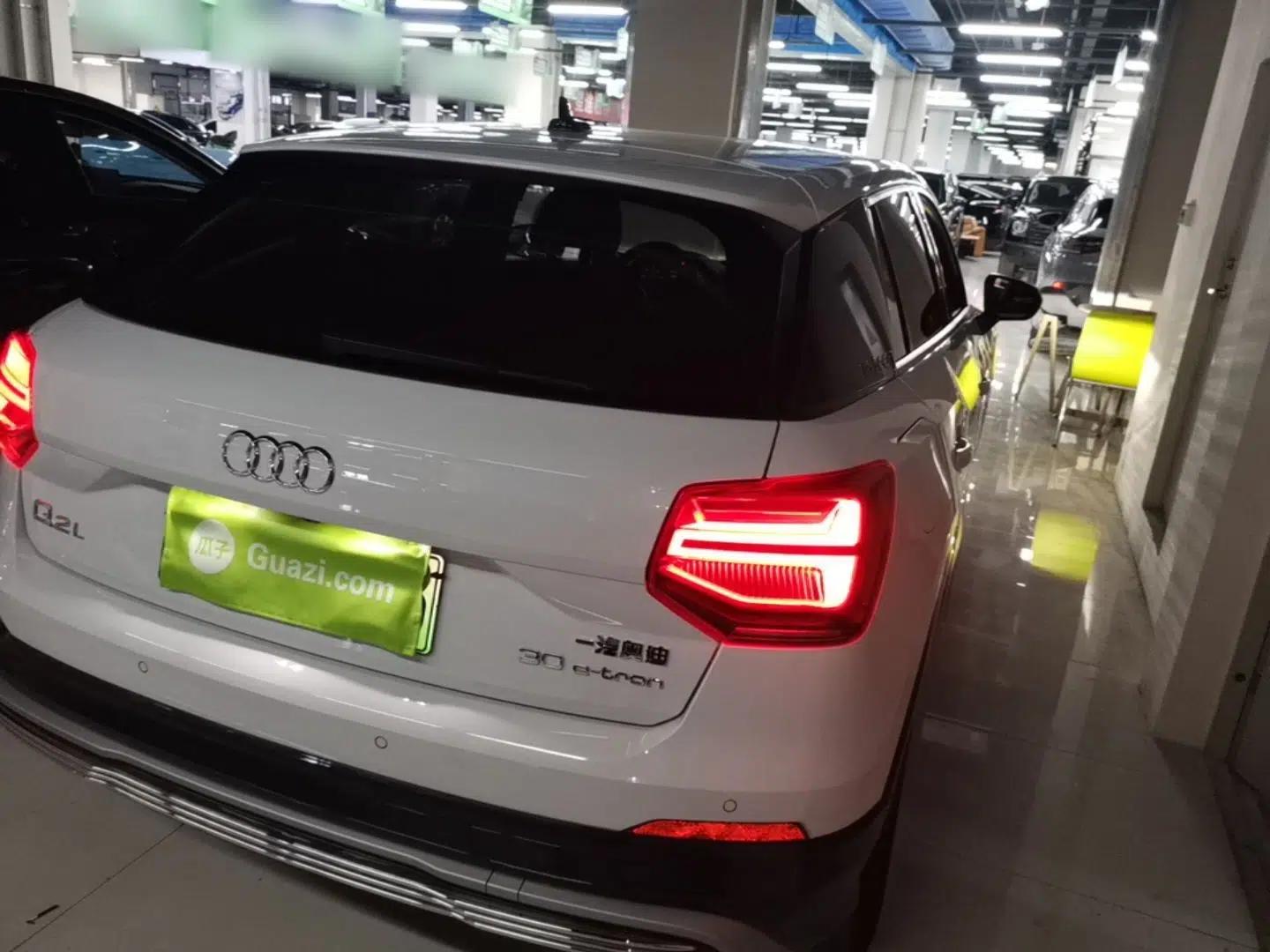 Audi Q2L e-tron 2019 Q2L e-tron Pure Electric Smart Enjoyment Model — миниатюра 6