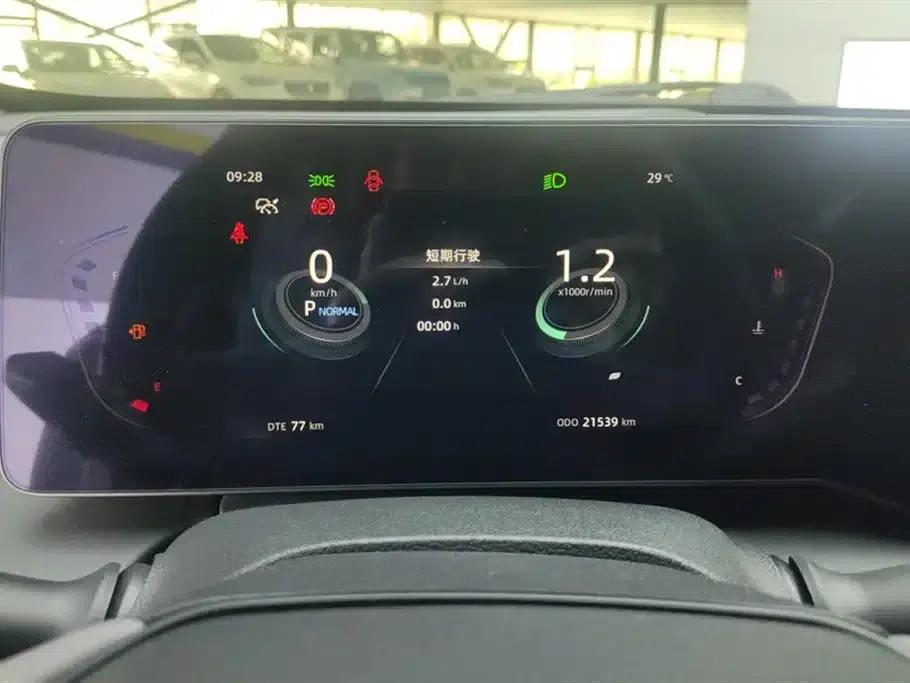 Ruicheng PLUS 2023 1.5T DCT Navigator Edition — миниатюра 14
