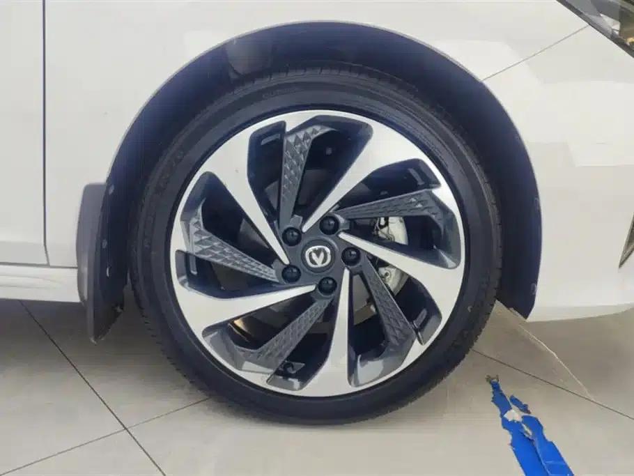 Ruicheng PLUS 2023 1.5T DCT Navigator Edition — миниатюра 6